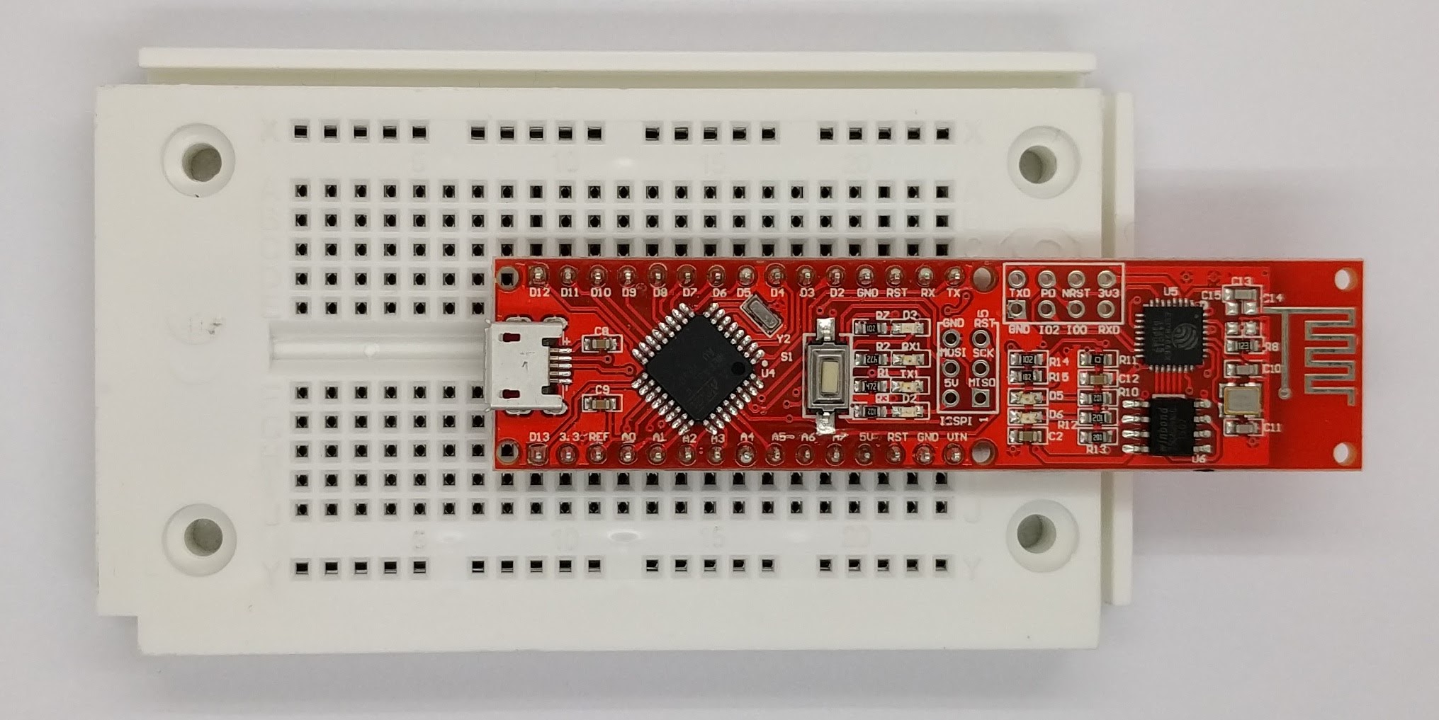 NanoESP auf dem Steckboard